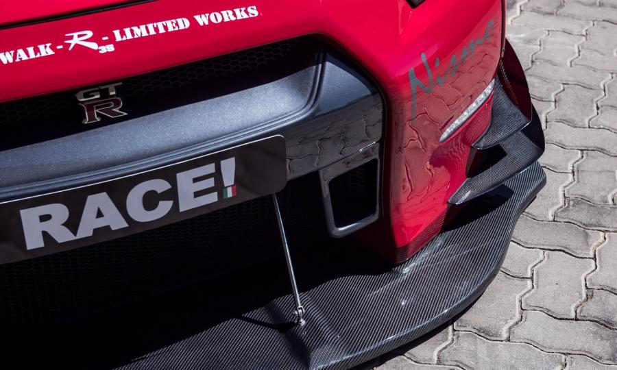 Детали экстерьера Nissan GT-R Nismo by Liberty Walk & RACE! 2018 года  (фото 11 из 12)